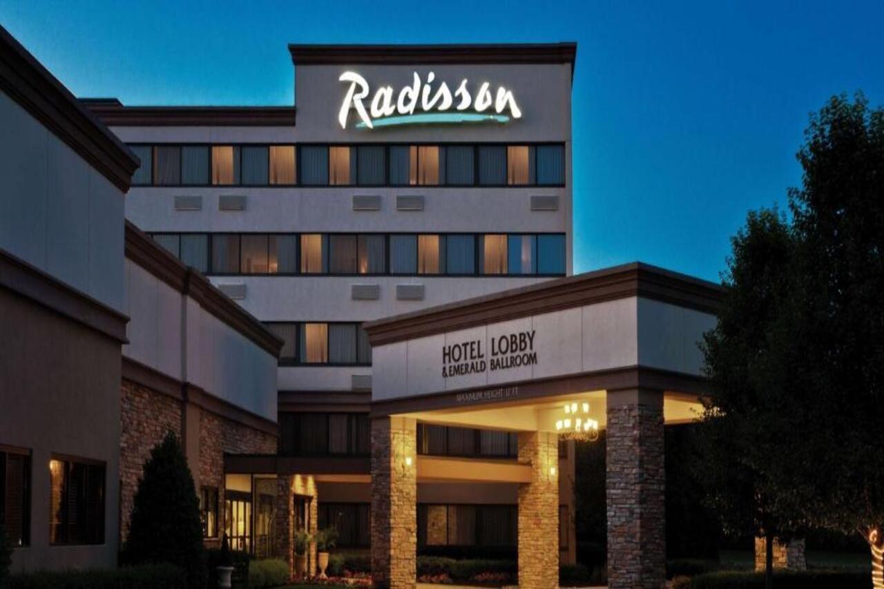 Radisson Hotel フリーホールド エクステリア 写真