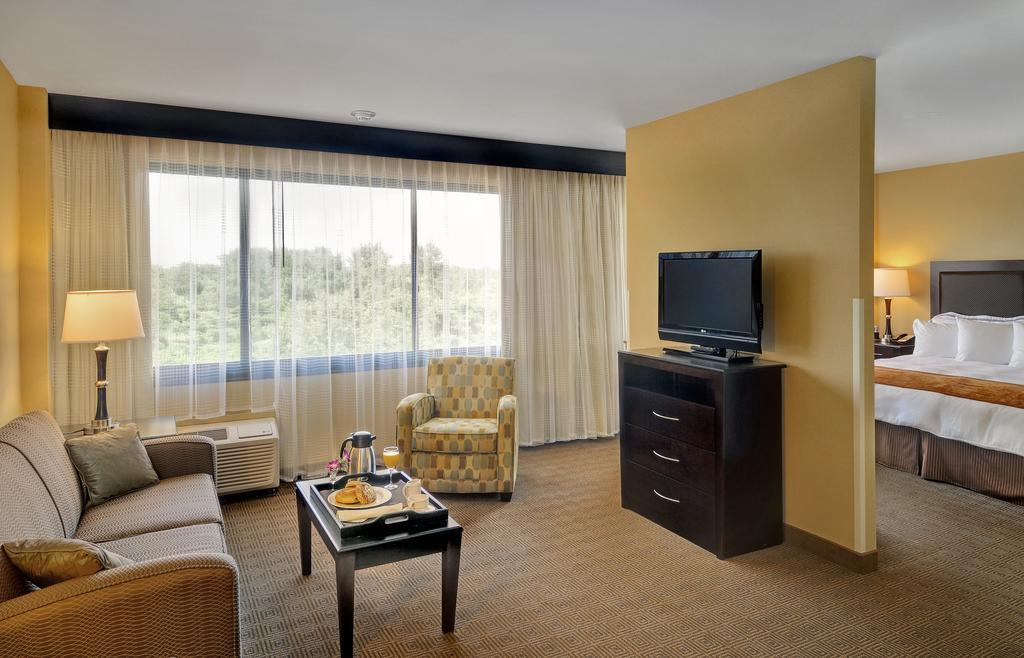 Radisson Hotel フリーホールド 部屋 写真
