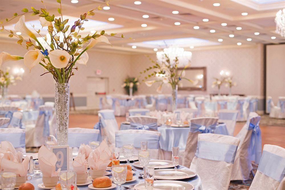 Radisson Hotel フリーホールド エクステリア 写真